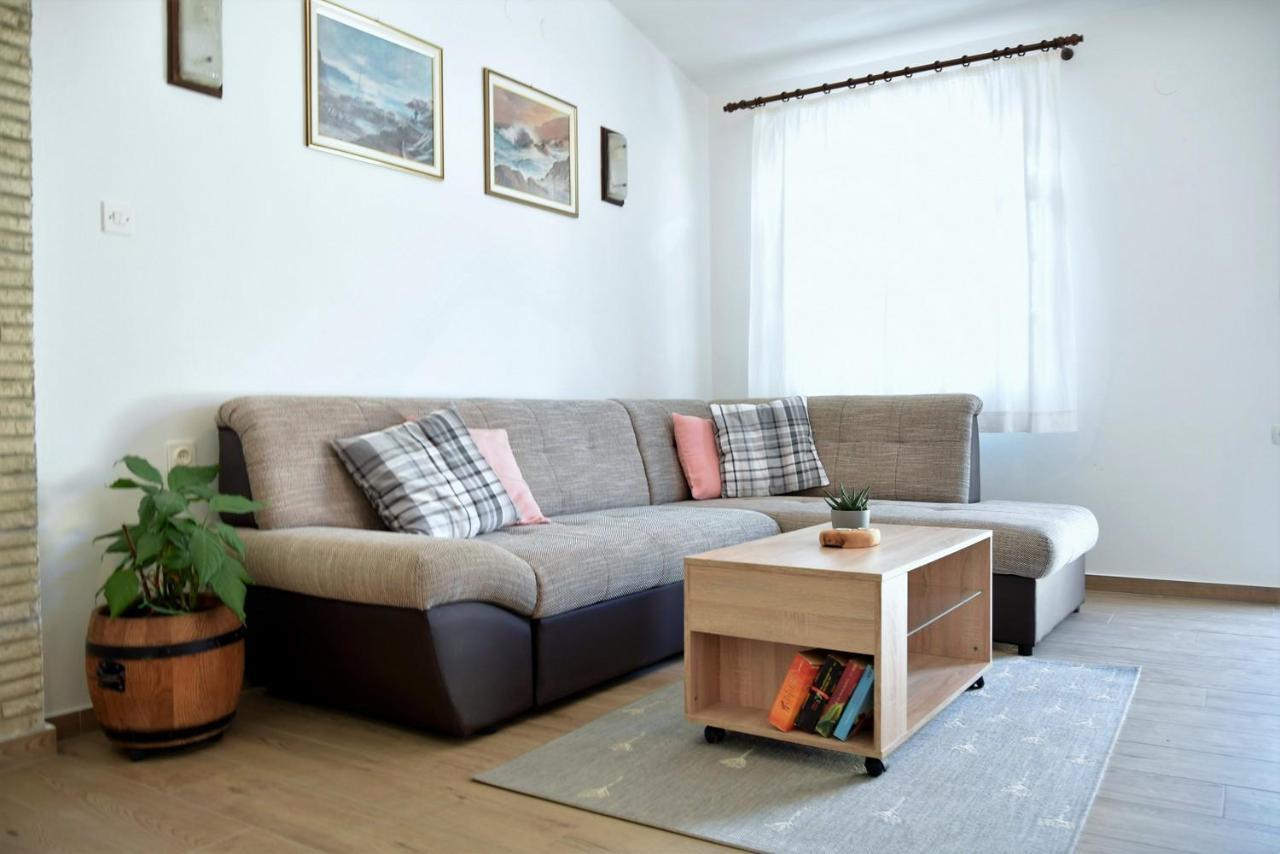 Zoro Apartments Palit Dış mekan fotoğraf